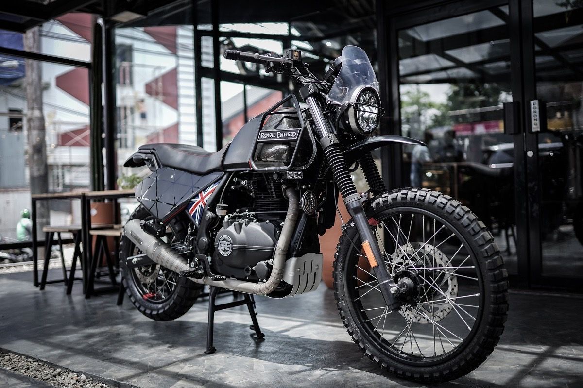 Royal Enfield Himalayan karya Smoked Garage