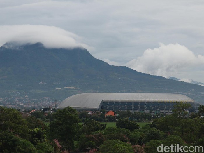 Stadion Gelora Bandung Lautan Api (GBLA) Kota Bandung siap digunakan untuk pertandingan Piala Menpora, Maret mendatang.