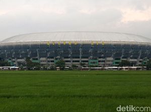 Penyerahan Stadion GBLA ke Persib Terkendala Lelang Penyerahan Stadion GBLA ke Persib Terkendala Lelang