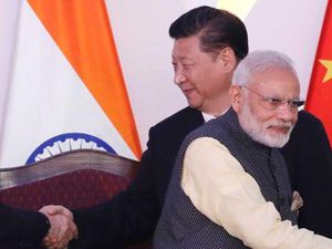 China dan India Berebut Pengaruh Politik Lewat Diplomasi Vaksin COVID-19