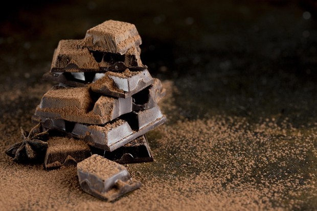 Coklat vs Kacang. Mana yang Lebih Berpotensi Menimbulkan Berjerawat?/freepik.com Coklat vs Kacang. Mana yang Lebih Berpotensi Menimbulkan Berjerawat?/freepik.com