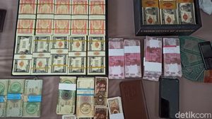 Ini Uang Asing Palsu Rp 2,8 T yang Diamankan Polisi di Banyuwangi