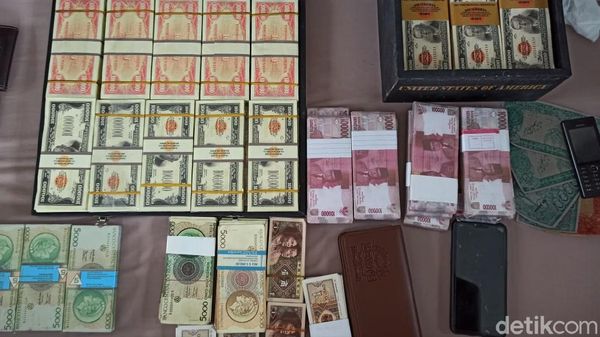 Ini Uang Asing Palsu Rp 2,8 T yang Diamankan Polisi di Banyuwangi