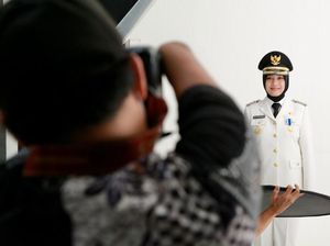 Bang Dzoel, Fotografer Disabiltas Jadi Pertama yang Potret Bupati Banyuwangi