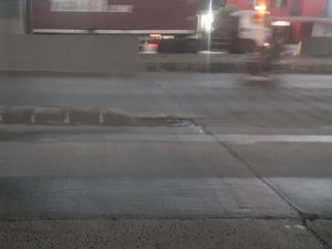 Bahaya! Pembatas Jalan di Jl Raya Cilincing Ini Sering Makan Korban