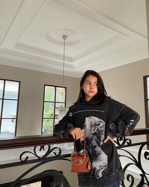 Potret Sandrinna Michelle