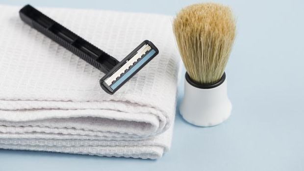 Razor untuk mencukur