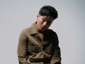 Cinta Terlarang Rendy Pandugo dalam Far