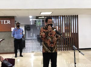 Keluarga Anggota DPR Ikut Divaksinasi, Sekjen: Nggak Ada yang Istimewa Keluarga Anggota DPR Ikut Divaksinasi, Sekjen: Nggak Ada yang Istimewa