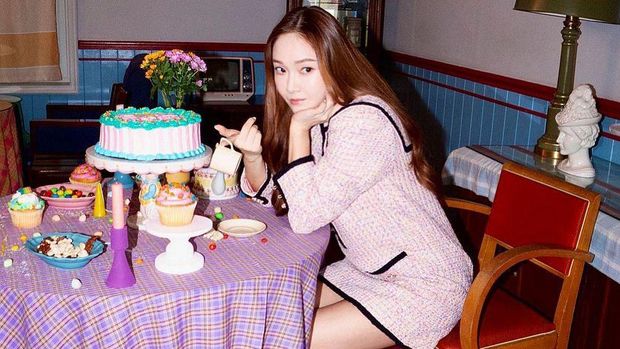 Jessica Jung pemotretan untuk brand BLANC & ECLARE/Sumber/Instagram/jessica.syj.