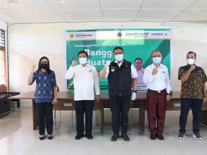 Siswa SMK Dapat Pelatihan Cara Pakai Papan Gipsum untuk Plafon