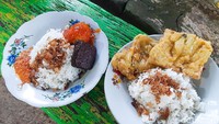 'Tersembunyi' di Gang Sempit, 7 Nasi Uduk Ini Punya Lauk Komplet