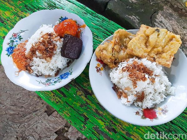 Sedapnye! Nasi Uduk Klasik Pakai Lauk Semur dan  Tempe Goreng