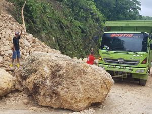 Usai Gempa di Sulbar, 60 Titik Longsor Telah Dibersihkan Usai Gempa di Sulbar, 60 Titik Longsor Telah Dibersihkan