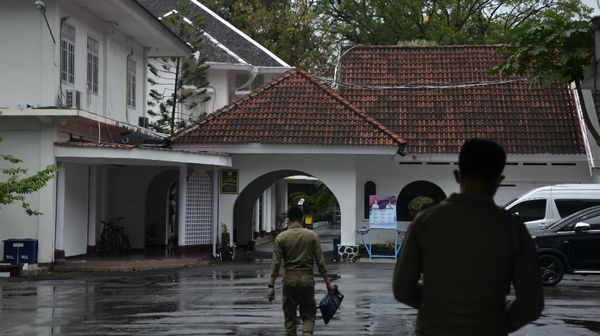 Terkini! Suasana Rumah Jabatan Nurdin Abdullah Usai OTT KPK