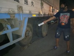 Tukang Tambal di Tuban Tewas Setelah Ban Truk yang Ditambalnya Meledak