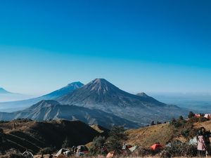 10 Wisata Dieng yang Wajib Dikunjungi, Ada Spot Terbaik Lihat Sunrise 10 Wisata Dieng yang Wajib Dikunjungi, Ada Spot Terbaik Lihat Sunrise