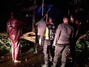 Puluhan Rumah di Sumenep Rusak Diterjang Angin Kencang