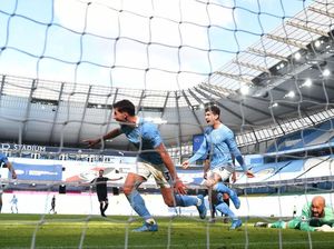 Ruben Dias dan John Stones yang Wow!