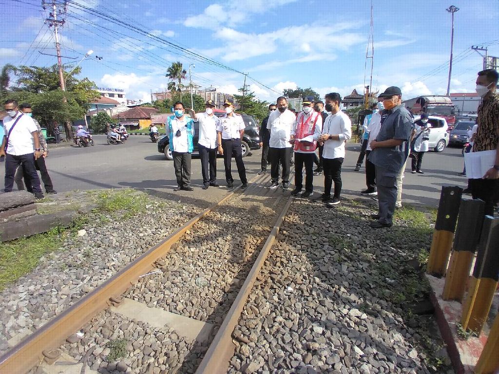 Urai Macet, Gibran Mau Bikin Elevated Rail di Palang Joglo Urai Macet, Gibran Mau Bikin Elevated Rail di Palang Joglo