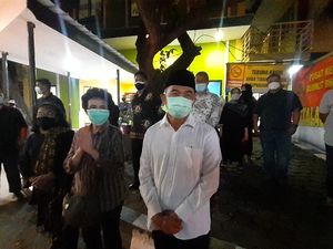 Muhadjir Effendy Lepas Jenazah Artidjo Alkostar ke Yogya Muhadjir Effendy Lepas Jenazah Artidjo Alkostar ke Yogya