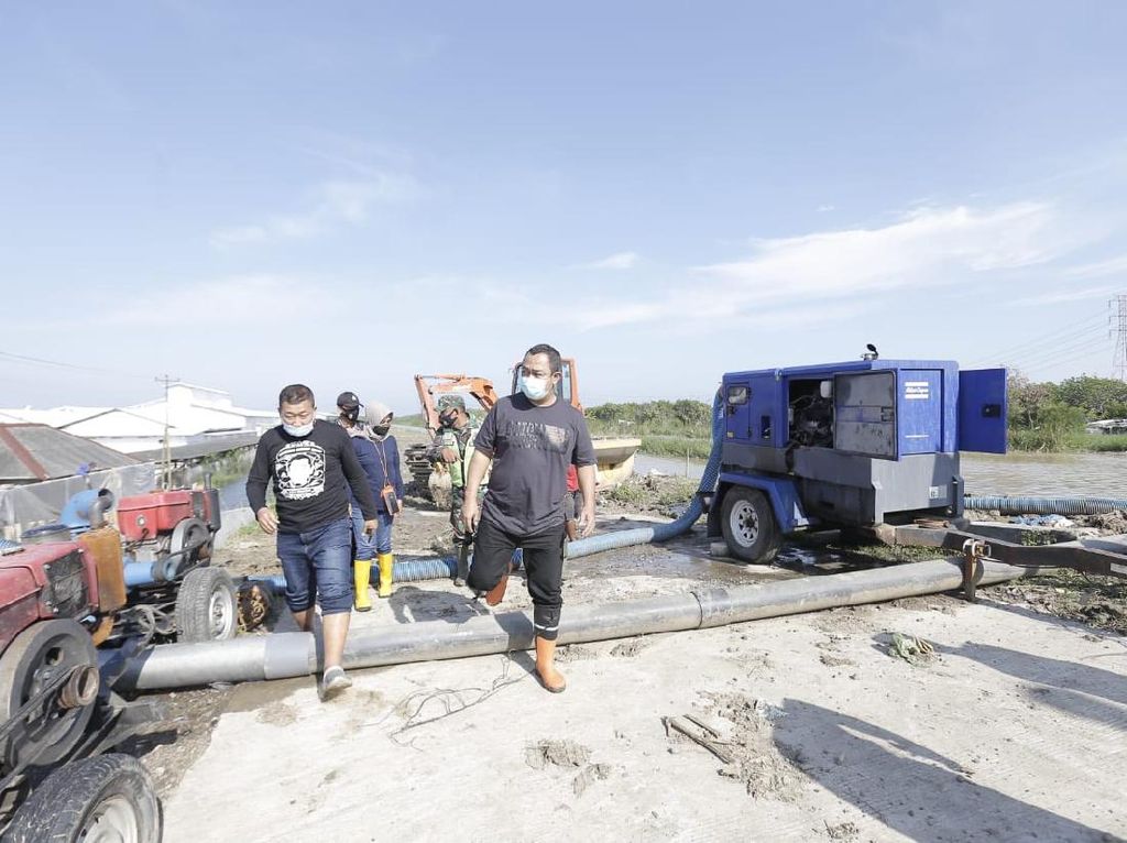 Wali Kota Hendi Tancap Gas Bereskan Masalah Banjir di Kota Semarang Wali Kota Hendi Tancap Gas Bereskan Masalah Banjir di Kota Semarang
