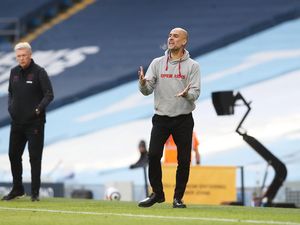 Gila-gila, Guardiola