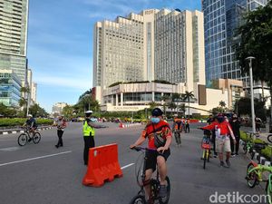 Pemobil Mercy di HI Kabur dan Tak Tolong Pesepeda Usai 2 Kali Menabraknya