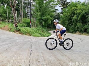 Bukit Hambalang, Rute Perih Para Pesepeda Tanjakan