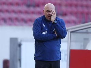 Kacau! Schalke 04 Bikin Rekor Usai Pecat Pelatihnya Lagi Kacau! Schalke 04 Bikin Rekor Usai Pecat Pelatihnya Lagi