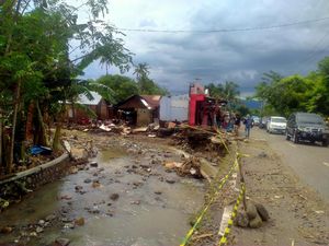 Update Dampak Banjir Bandang di Dompu NTB: 43 Rumah Hanyut, 400 Rusak