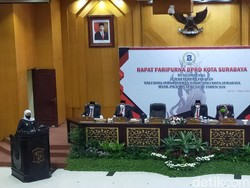 Gubernur Khofifah Pimpin Sertijab Wali Kota Surabaya dan Wakilnya