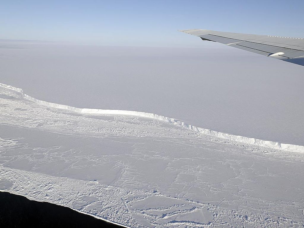 Penemuan Dunia Lain di Bawah Lapisan Es Antartika