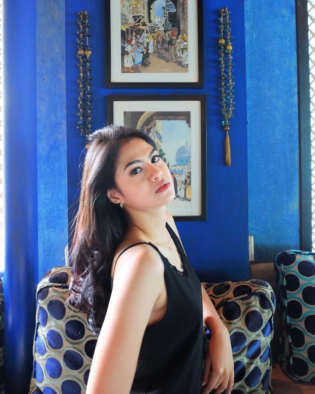 Hana Saraswati dengan rambut panjang menawan/instagram.com/hanahaho