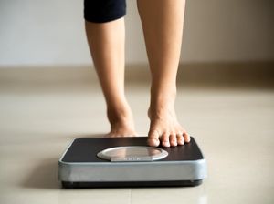 Cara Menurunkan Berat Badan, Jangan Tergiur Iklan Penurun BB Instan! Cara Menurunkan Berat Badan, Jangan Tergiur Iklan Penurun BB Instan!