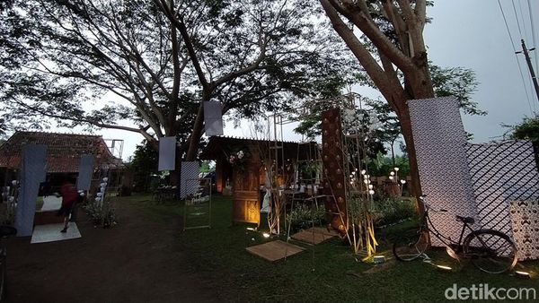 Potret Joglo Bu Condro yang Bikin Kangen Pedesaan