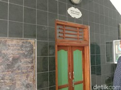 Melihat Lebih Dekat Makam Mbah Akasah Tempat Ditemukannya Jenglot di Kudus
