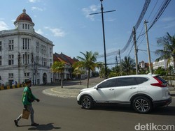 Pajak Berdasarkan Emisi Berlaku Bulan Depan, Harga Mobil Bakal Naik?