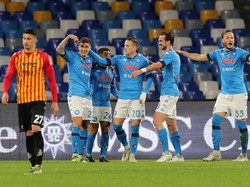 Napoli Vs Benevento: Partenopei Menang 2-0