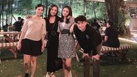 Momen Manis Devano dan Naura saat Makan Bareng