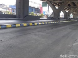Pembatas Jl Cilincing Tak Dibongkar Meski Rawan Celaka, Ini Sebabnya