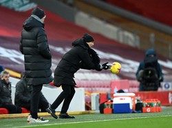 Pep Merendah, Sebut Bayern dan Liverpool Masih yang Terbaik