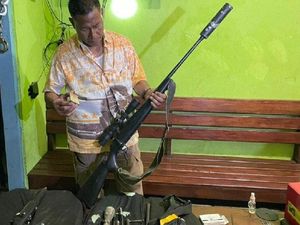 3 Perakit Senpi Ditangkap di Merauke, Bisa Bikin Seperti Milik TNI-Polri 3 Perakit Senpi Ditangkap di Merauke, Bisa Bikin Seperti Milik TNI-Polri