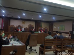 Beda Keterangan Anak dan Adik Ipar Rizal Djalil soal Titipan Duit Rp 1 M