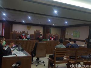 Beda Keterangan Anak dan Adik Ipar Rizal Djalil soal Titipan Duit Rp 1 M Beda Keterangan Anak dan Adik Ipar Rizal Djalil soal Titipan Duit Rp 1 M