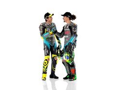 Gaya Rossi-Morbidelli Saat Petronas Yamaha Luncurkan Tim MotoGP 2021