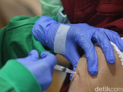 Update Vaksinasi COVID-19 Per 31 Maret 2021: Penerima Dosis 1 Tembus 8 Juta!