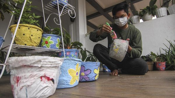 Di Depok Popok Bekas Bisa Disulap Jadi Cuan Lho