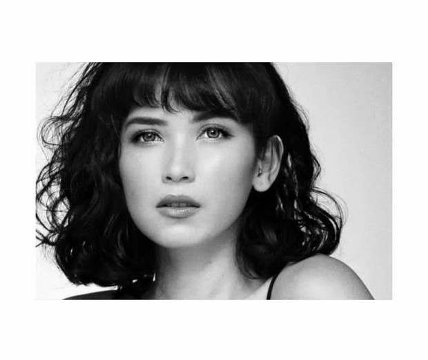 Gaya poni pada rambut pendek ala Dinda Kanya Dewi/Foto: Instagram.com/dindakanyaa artis berponi imut