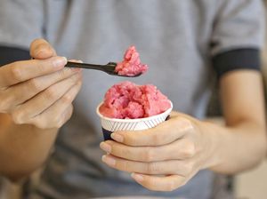 Ibu Ini Campur Es Krim dengan Racun Tikus untuk Bunuh Diri Tetapi Malah Berakhir Tragis